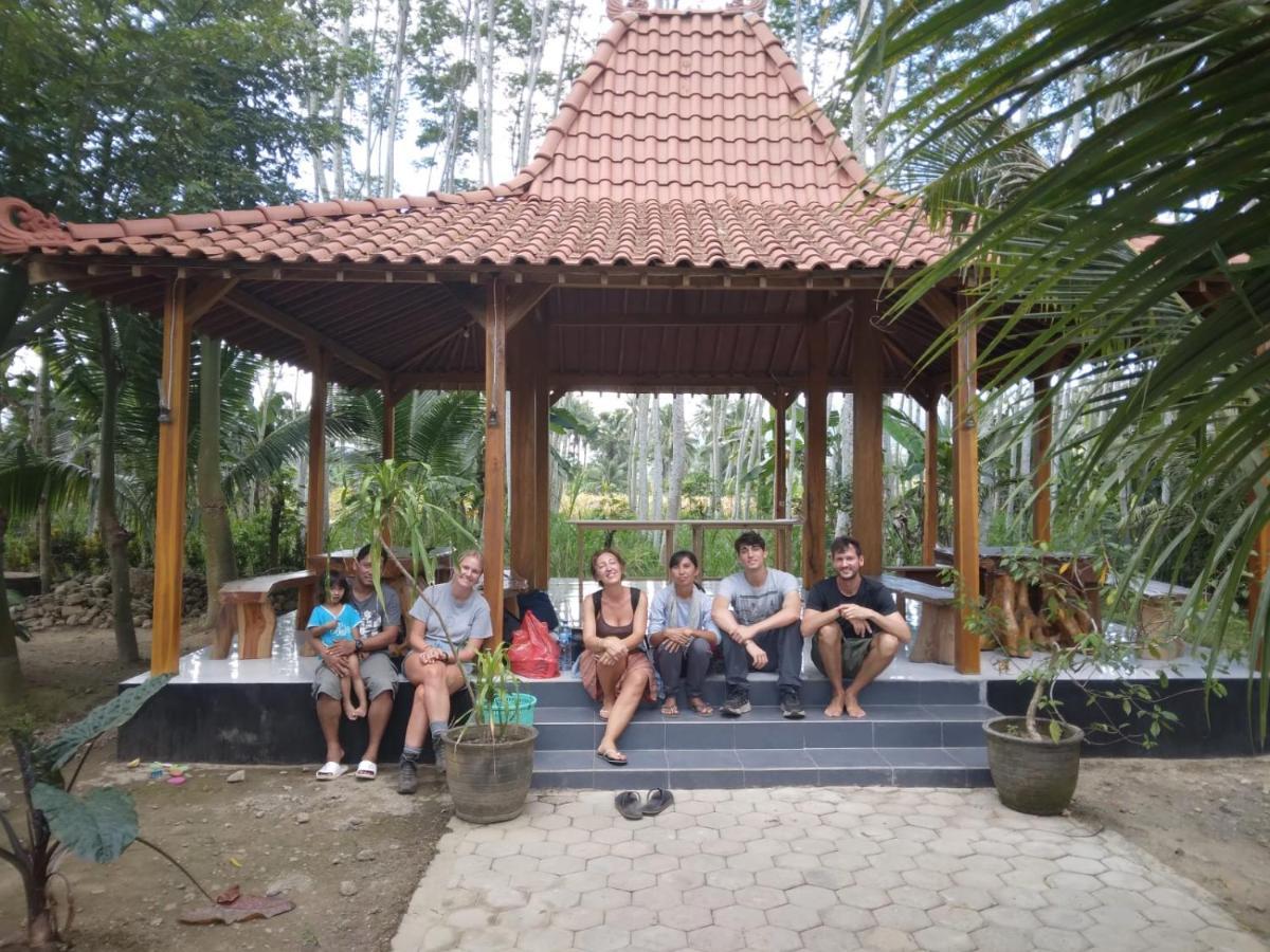 Adventure Turtle Homestay Meru Betiri Sarungan Exteriör bild