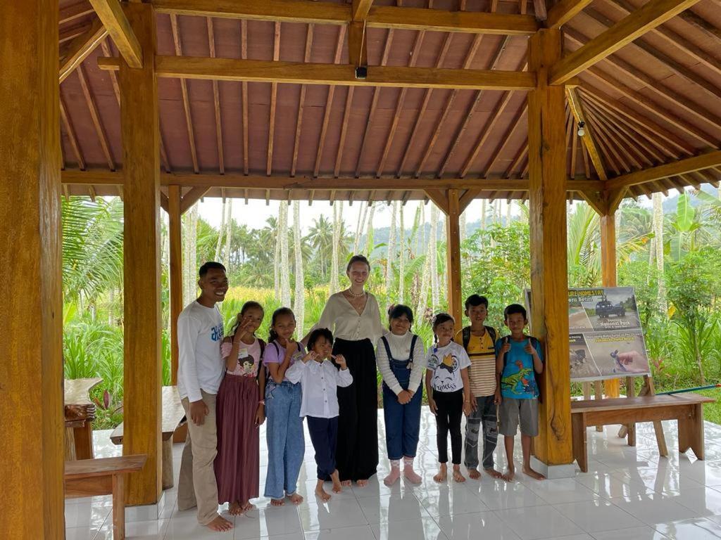 Adventure Turtle Homestay Meru Betiri Sarungan Exteriör bild