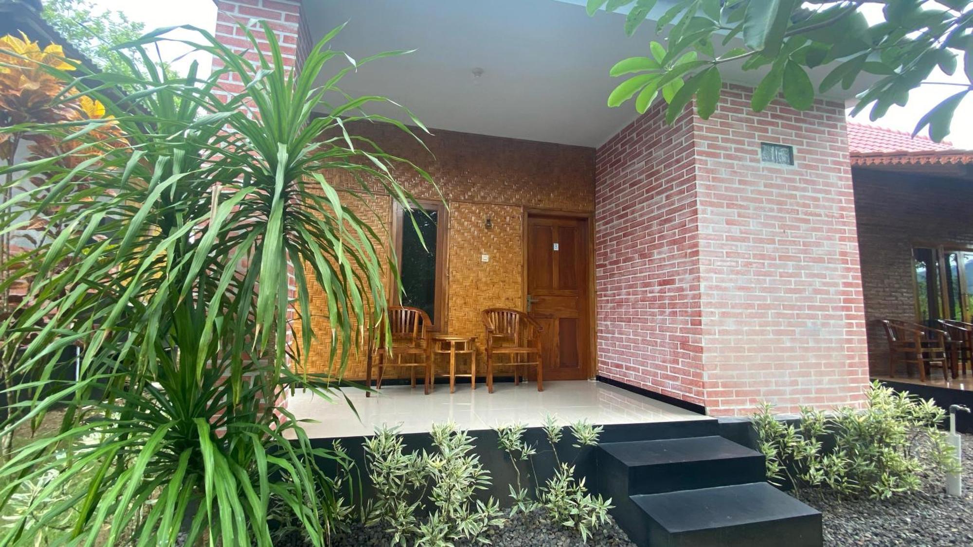 Adventure Turtle Homestay Meru Betiri Sarungan Exteriör bild